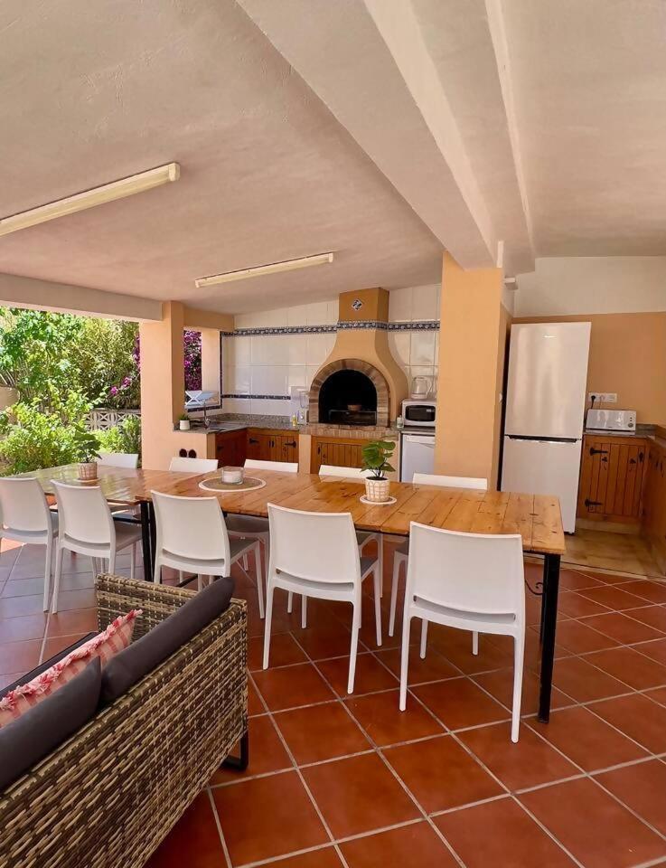Relaxdiversion En Villa Piscina Bbq Y Cocina Ext Calpe Exterior photo
